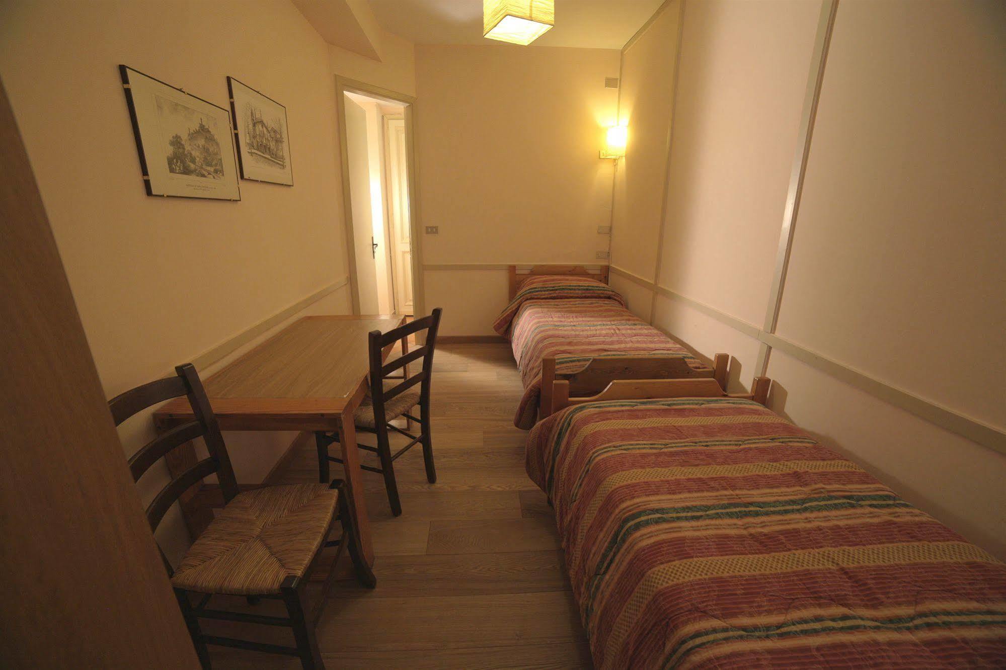 Residence Villa Linda Bardonecchia Buitenkant foto